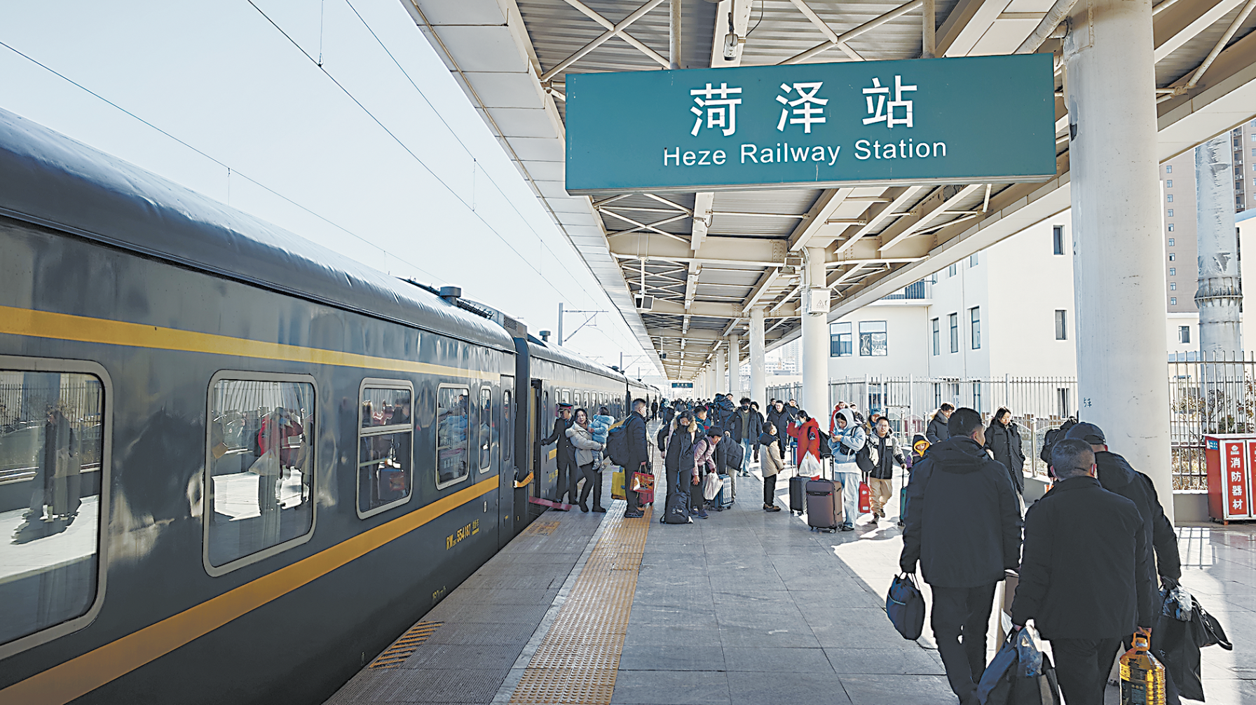 春節(jié)假期，全市運(yùn)送旅客172余萬人次