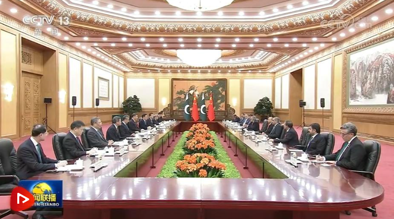 習(xí)近平同巴基斯坦總統(tǒng)扎爾達(dá)里會(huì)談