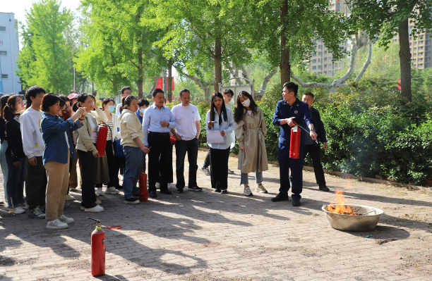 市疾控中心開展消防安全培訓(xùn)
