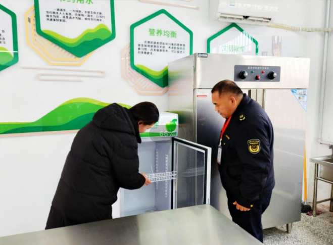 我市扎實開展校園食品安全排查整治專項行動