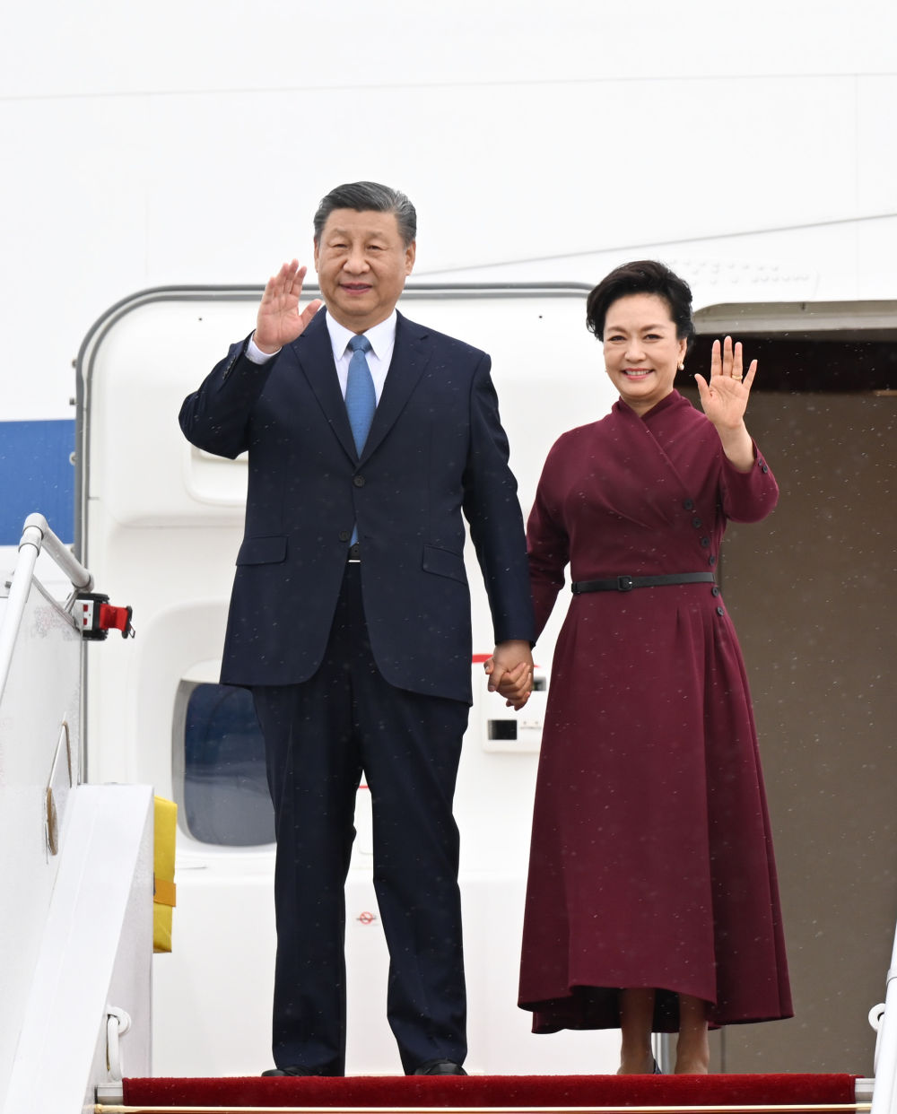 高清大圖｜到訪法國(guó) 習(xí)近平受到熱情迎接