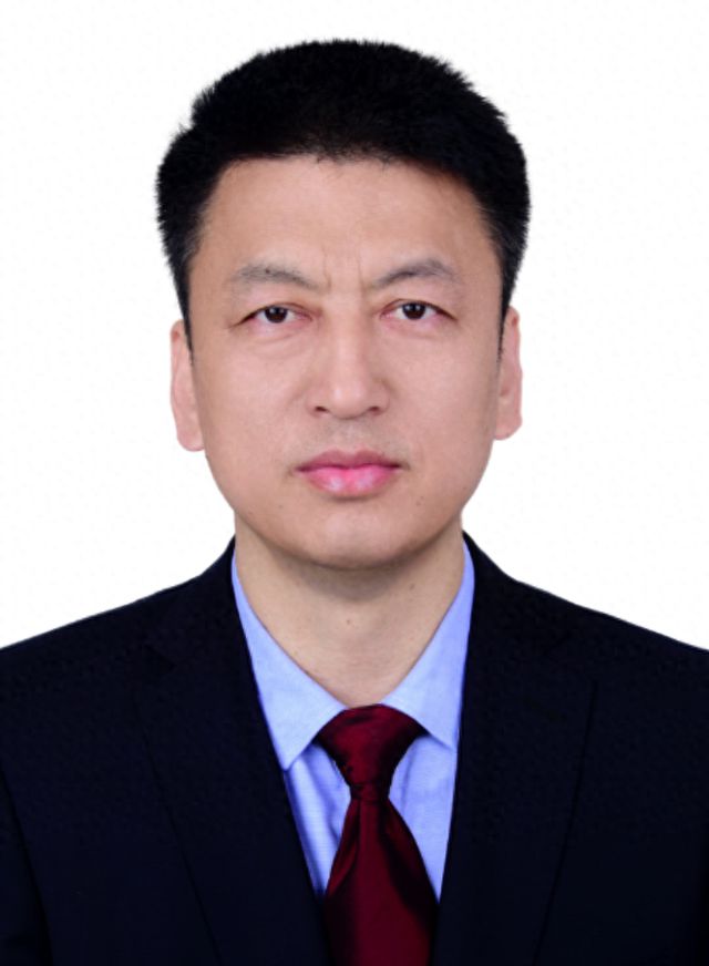梁衍鋒同志簡介