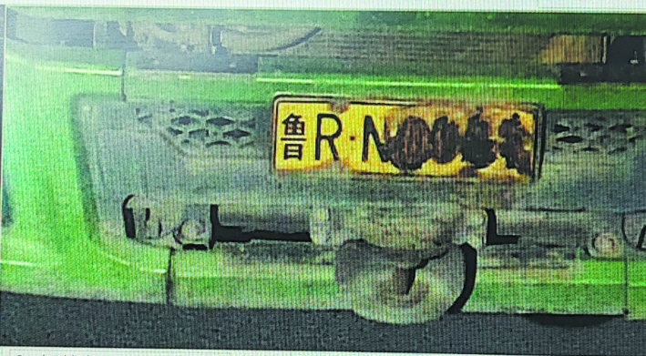 故意遮擋車牌，五輛重型自卸貨車被查