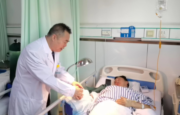 不負(fù)白衣戰(zhàn)袍 守護患者健康