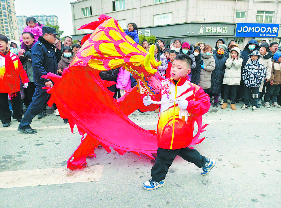 慶元宵傳非遺，歡歡喜喜趕“大集”