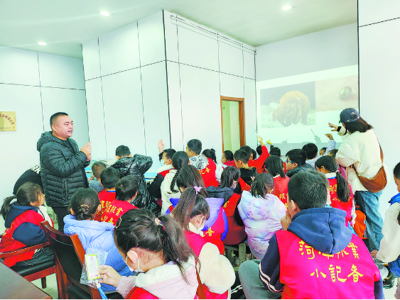 傾力打造青少年社會(huì)教育平臺(tái)