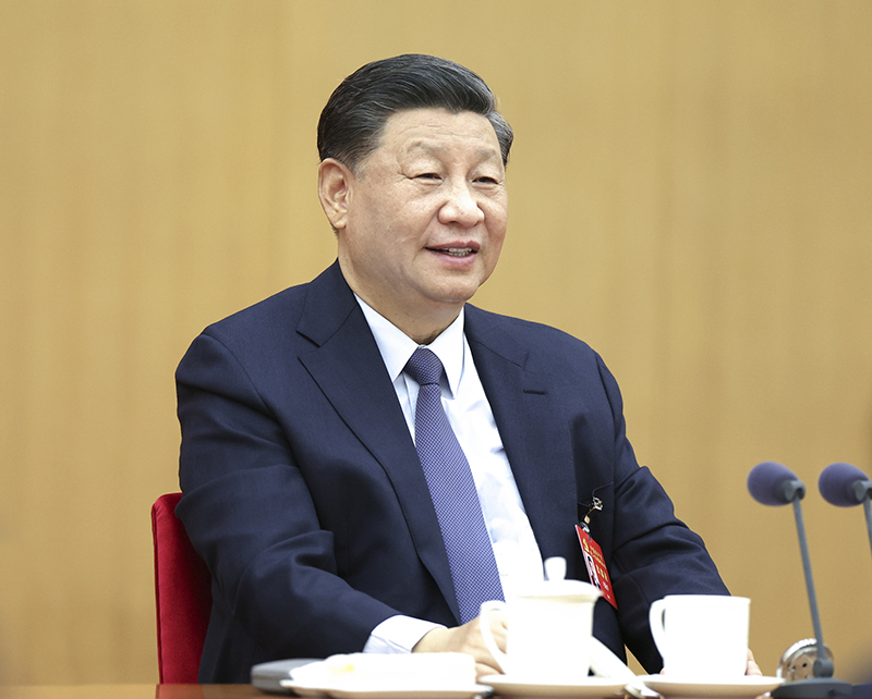 2022年10月17日，習(xí)近平同志參加黨的二十大廣西代表團(tuán)討論。