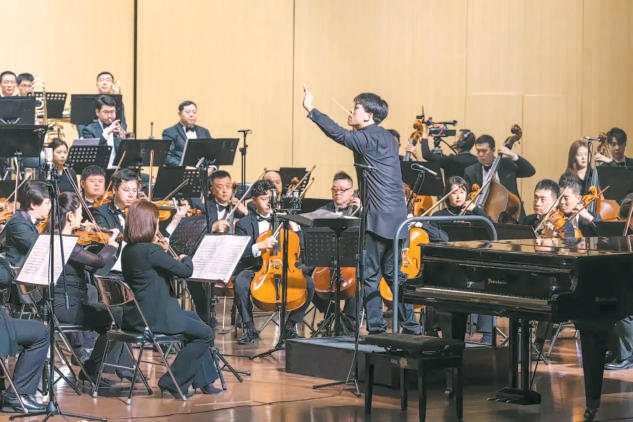 北師大學(xué)子與北京交響樂(lè)團(tuán)同臺(tái) “京”彩文化上演《俄羅斯之夜》