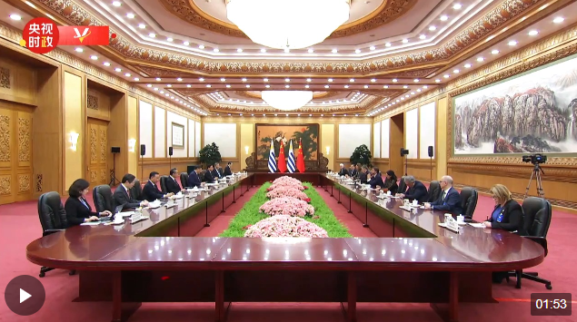 習(xí)近平同烏拉圭總統(tǒng)會(huì)談：深化雙邊關(guān)系日益成為兩國(guó)各界普遍共識(shí)