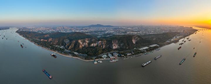 大江奔流歌未央——江蘇積極探索建設(shè)中華民族現(xiàn)代文明