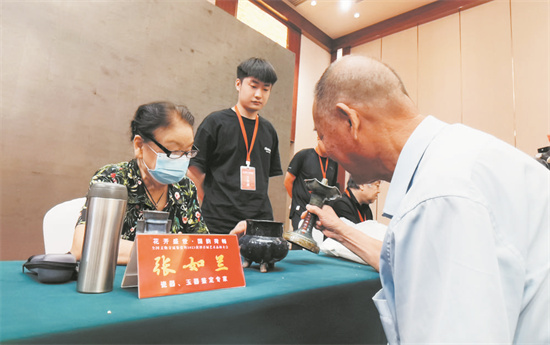 400余件古董珍玩匯聚菏澤