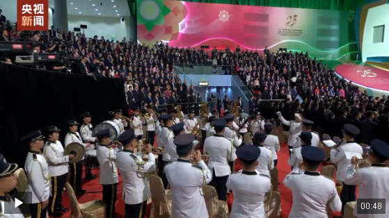 獨(dú)家視頻丨慶祝澳門回歸祖國25周年大會(huì)舉行 現(xiàn)場奏唱國歌