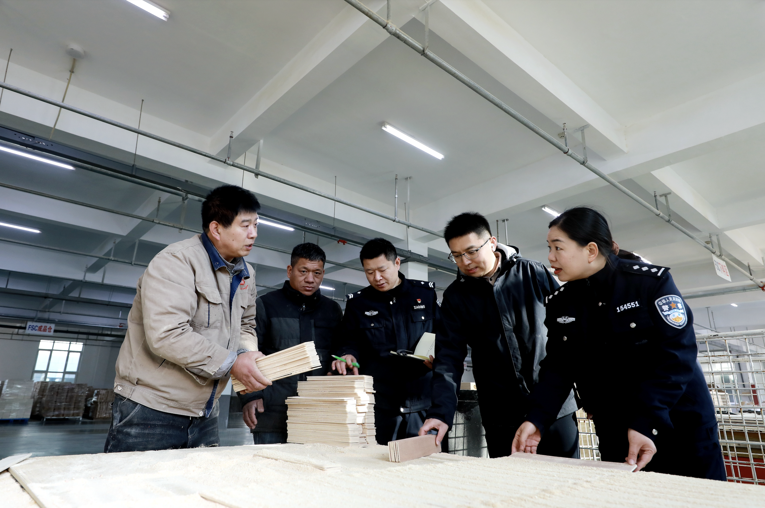 走訪企業(yè)話安全