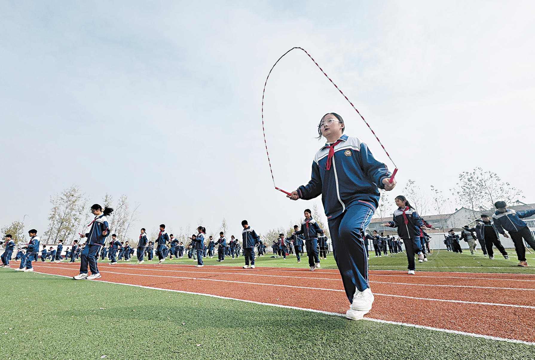 “陽光大課間”活動促孩子全面發(fā)展