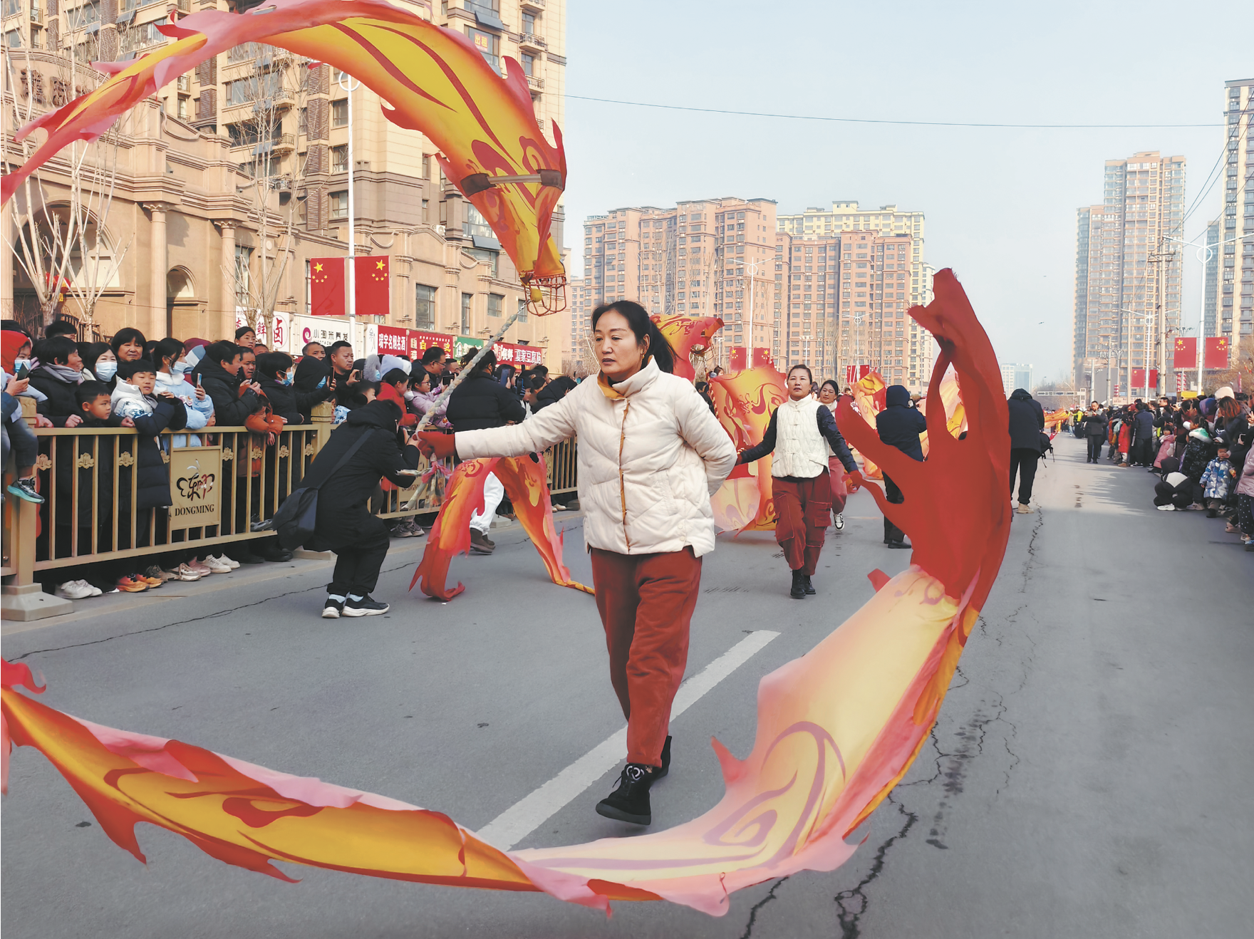 民間藝術(shù)非遺技藝“點(diǎn)亮”元宵盛宴