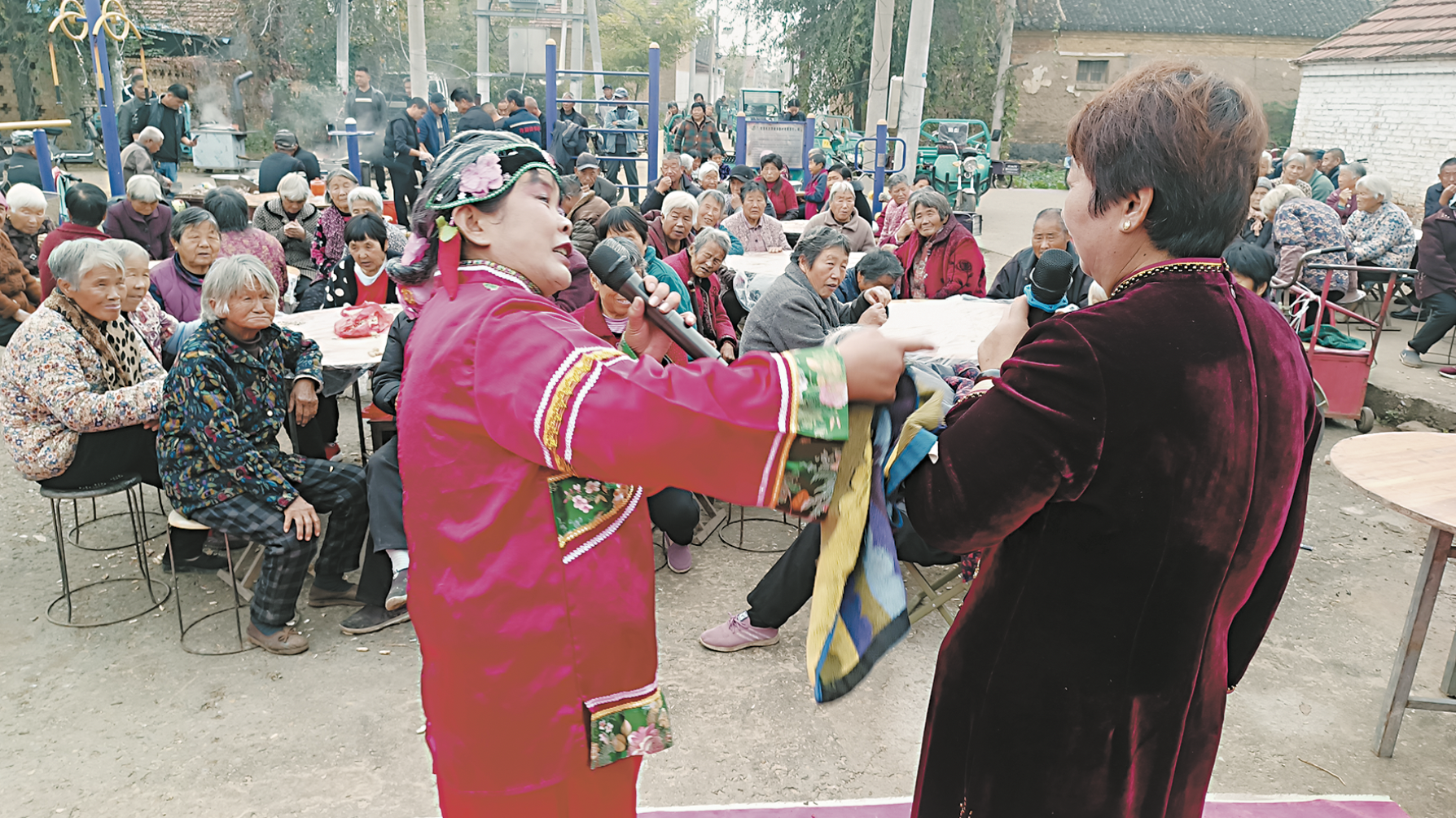 小舞臺 唱大戲